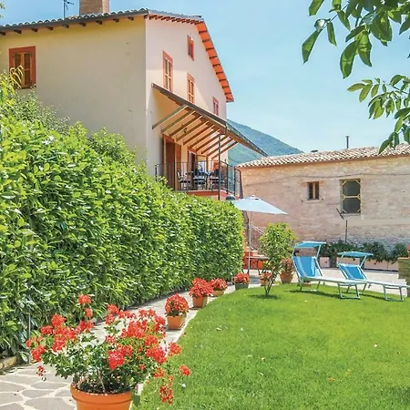Four-bedroom Holiday In Piobbico